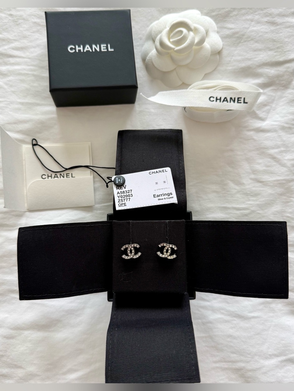 CHANEL Classic CC Ruthenium Crystal Stud Earrings - Picture 10 of 11